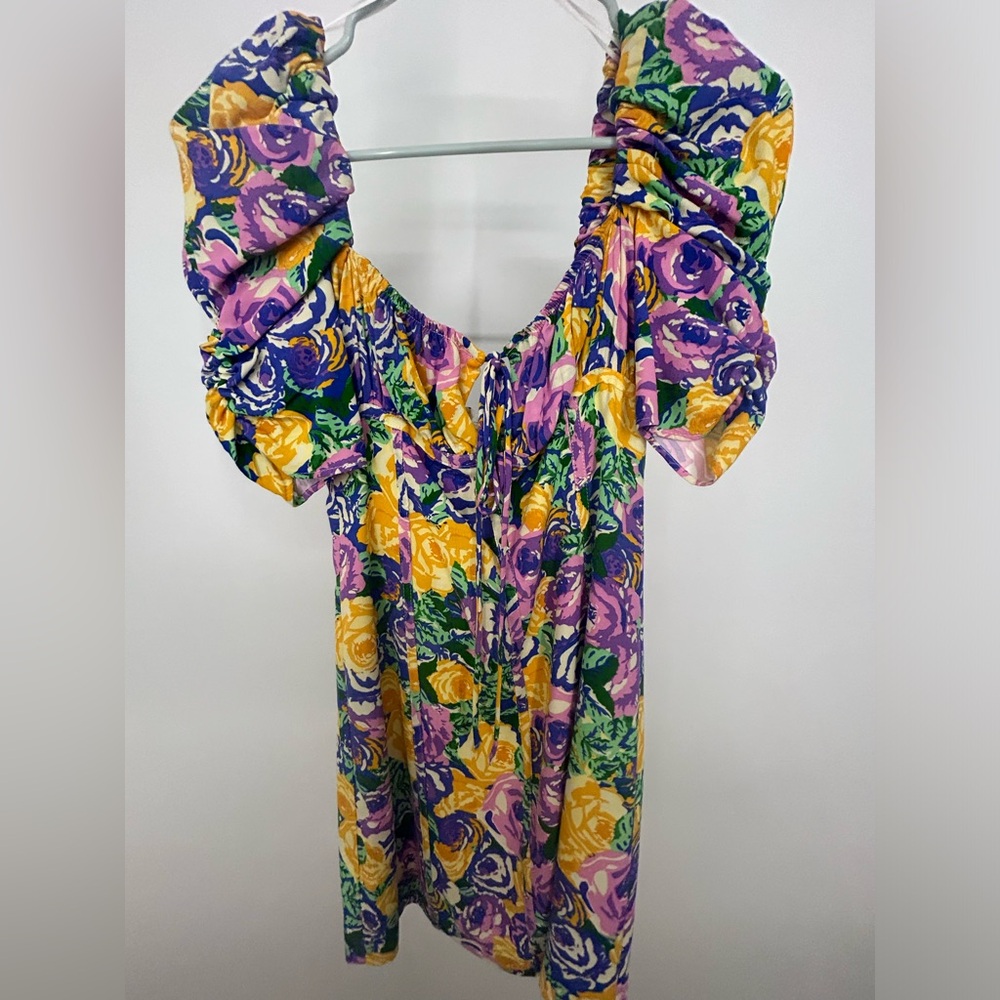 Zara floral mini dress size xs NWT!